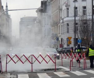Ogromna awaria ciepłownicza w centrum Warszawy. Sto budynków bez ogrzewania