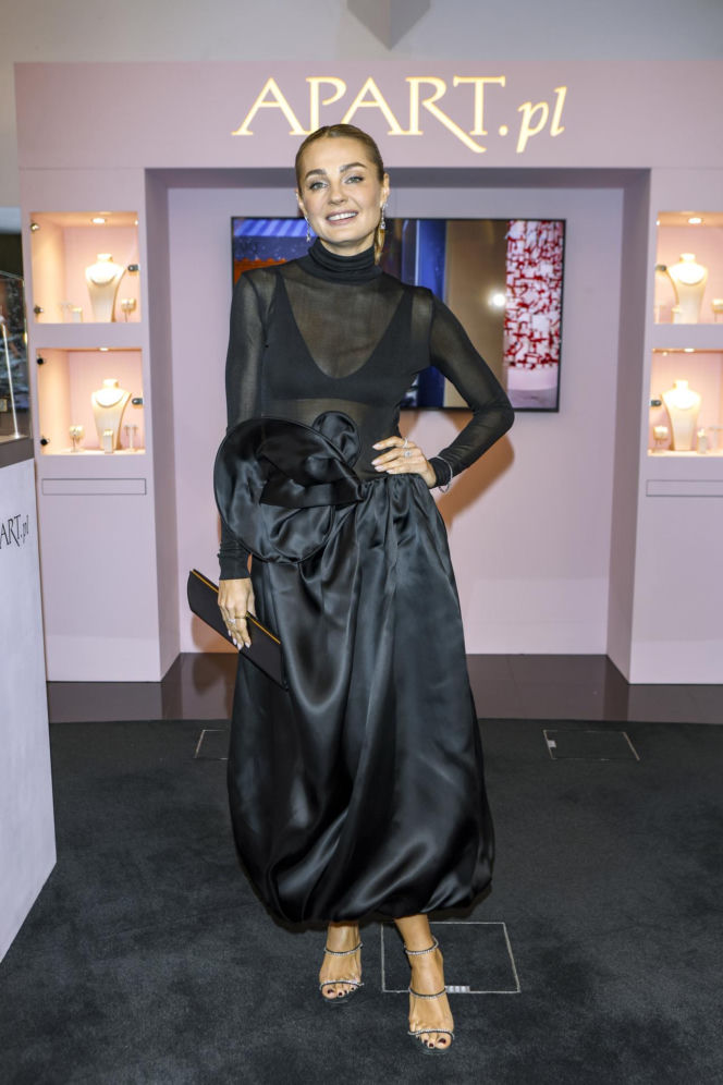 Gawryluk jak księżniczka, Ostrowska niczym femme fatale i szczuplutka Pazura. Tłum gwiazd na wielkiej gali