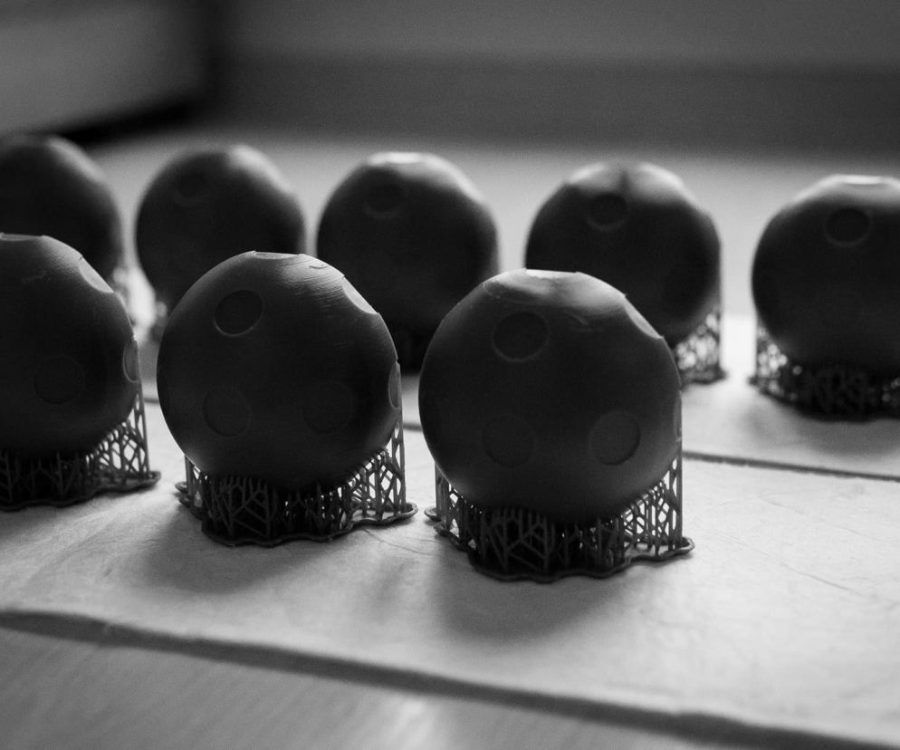 Studenci AGH pracują nad projektem, który pomoże oczyścić orbitę okołoziemską