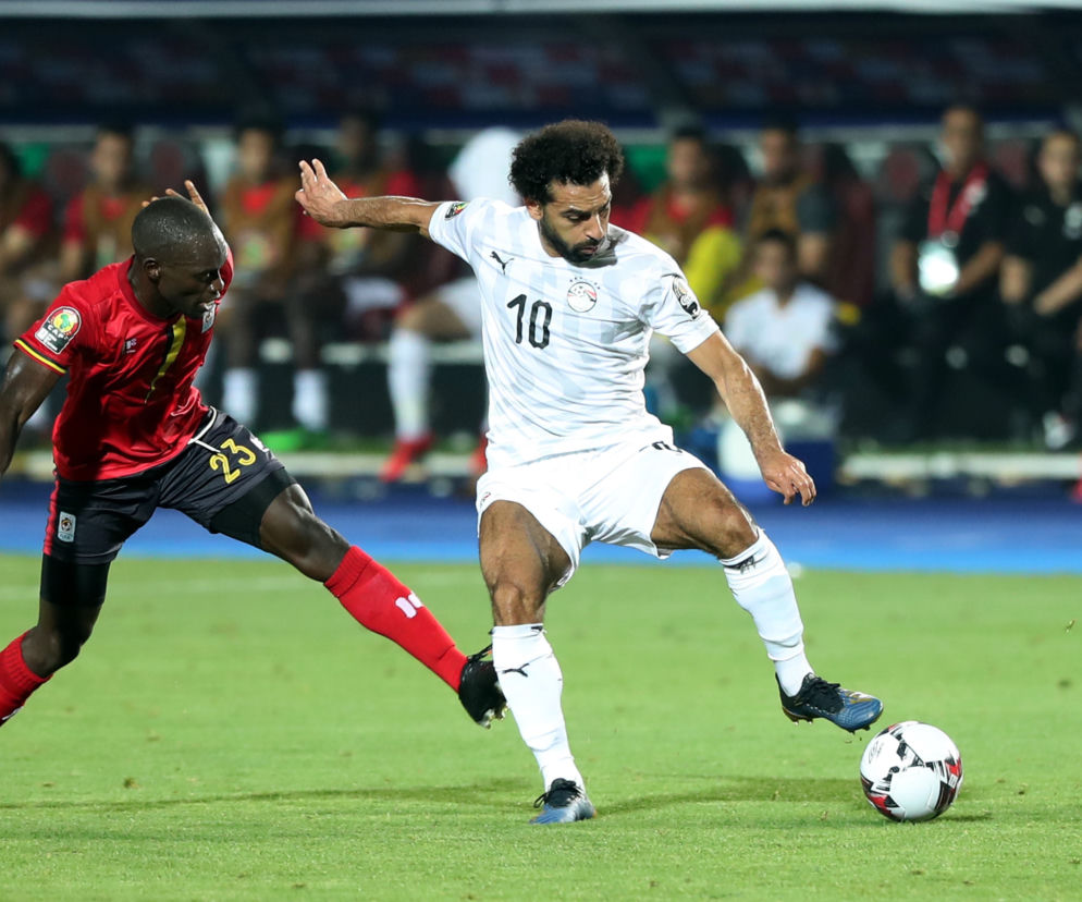 Mohamed Salah (z prawej) w 3 meczach Pucharu Narodów Afryki 2019 strzelił dwa gole.
