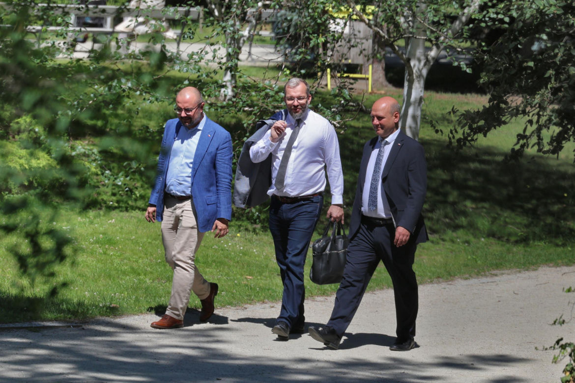 Posłowie PiS poszli na lody