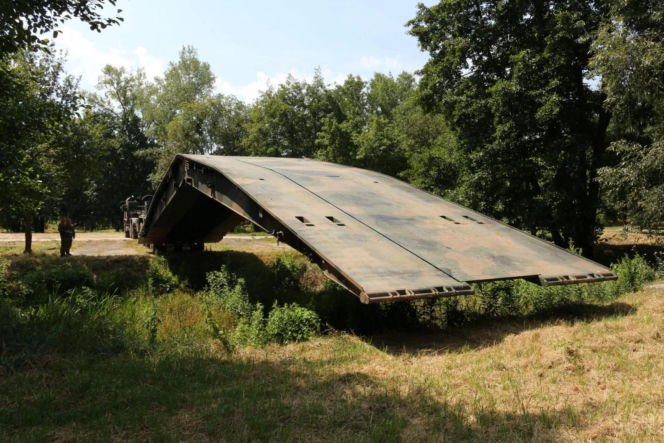 Kolejna Daglezja MS-20 odebrana. Wojsko polskie z nowym mostem towarzyszącym