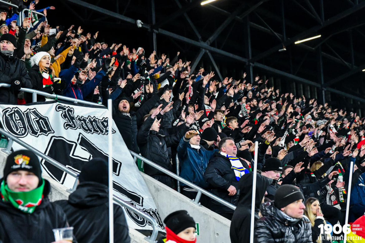Kibice na meczu Zagłębie Sosnowiec - GKS Katowice