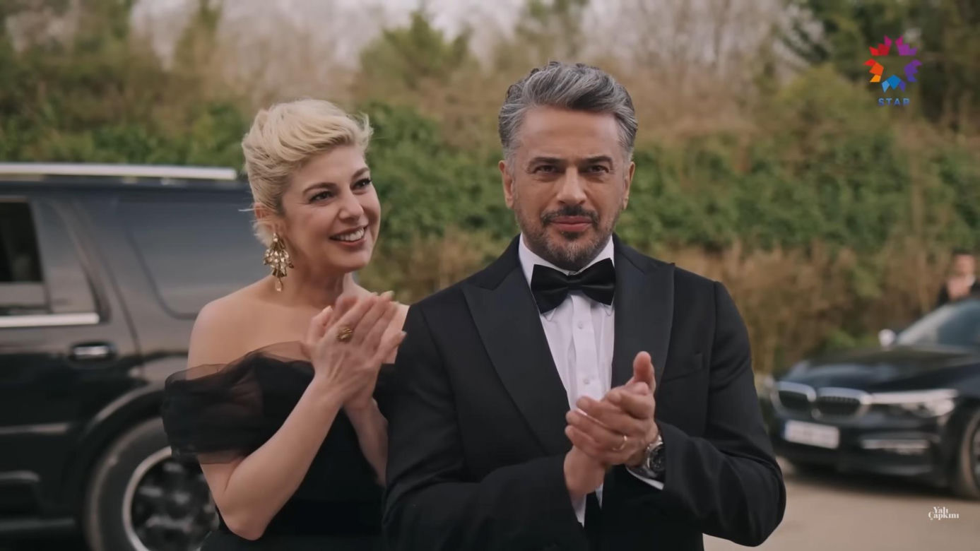 Ślub Halisa i Hatice w serialu "Złoty chłopak"