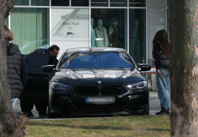 Michał Koterski z dziewczyną na spacerze