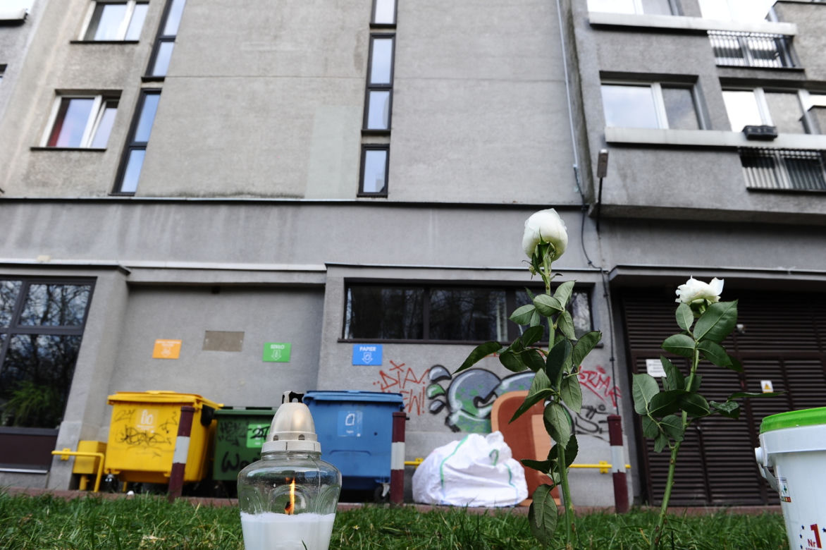 Igor skoczył z 13. piętra wieżowca w Śródmieściu