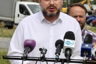 Burmistrz z Woli nie chce już płacić za iluminację kościołów. Znikną światła na świątyniach?