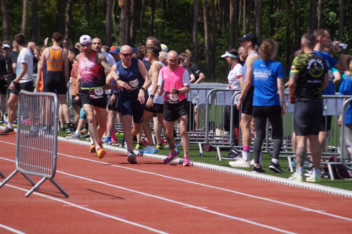 Sportowe święto na Politechnice Bydgoskiej. Nowa bieżnia i sztafetowe emocje!