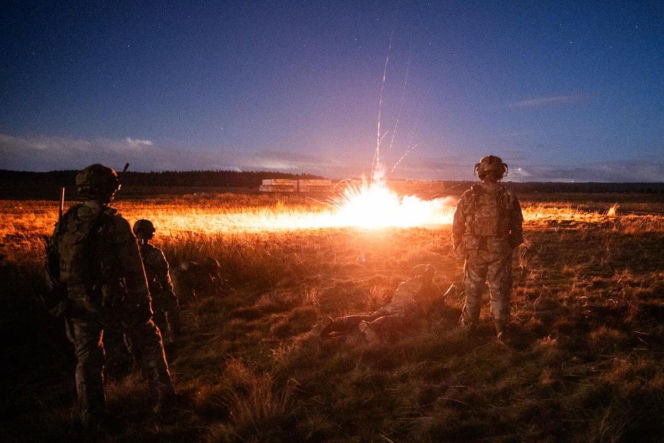 Pentagon planuje operacje lądowe w Iranie. Teheran grozi „podpaleniem” amerykańskich wojsk