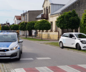 Pijany kierowca nauki jazdy siał zniszczenie na drodze