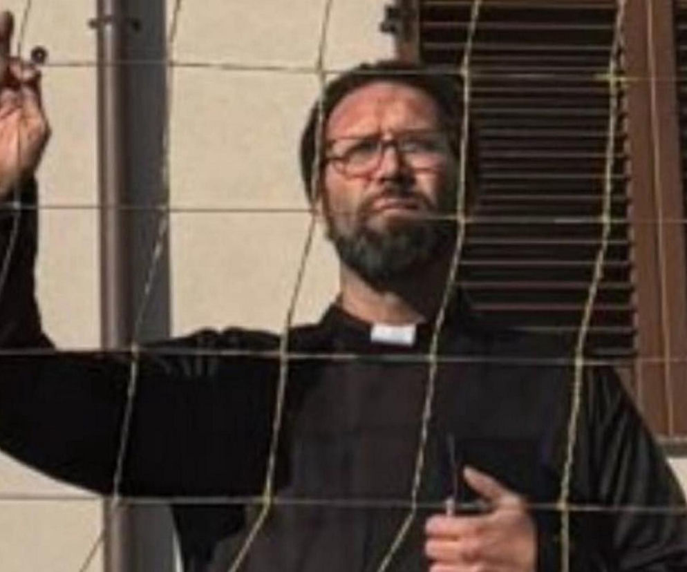 Trener Unionu Mulazzano przebrał się za księdza na mecz. Skandaliczne zachowanie zawieszonego szkoleniowca