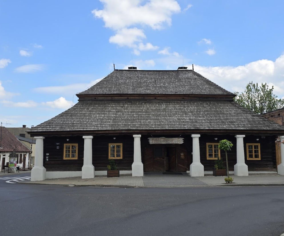 To najstarsza restauracja w województwie śląskim. Jest jedną z najstarszych karczm w Polsce