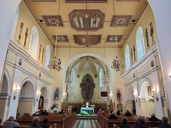 To miasto w województwie małopolskim ma jeden z najpiękniejszych rynków. Olśniewa również zabytkowym ratuszem