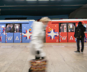 Świąteczny pociąg metra w Warszawie