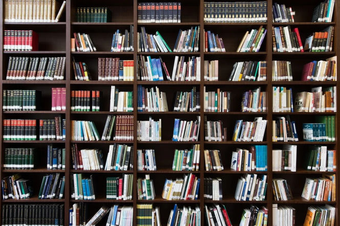 Koronawirus w bibliotece! Co z czytelnikami?