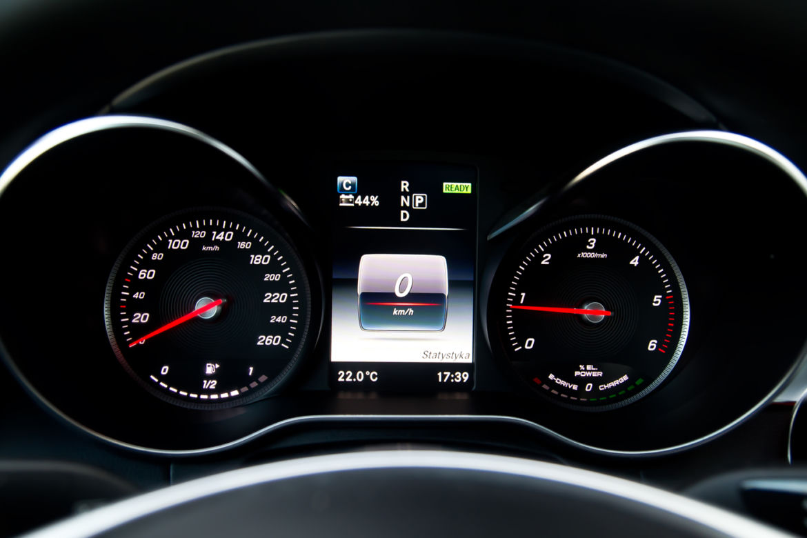 Mercedes-Benz C300 BlueTEC Hybrid