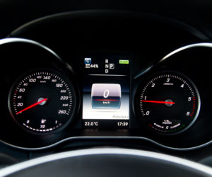 Mercedes-Benz C300 BlueTEC Hybrid