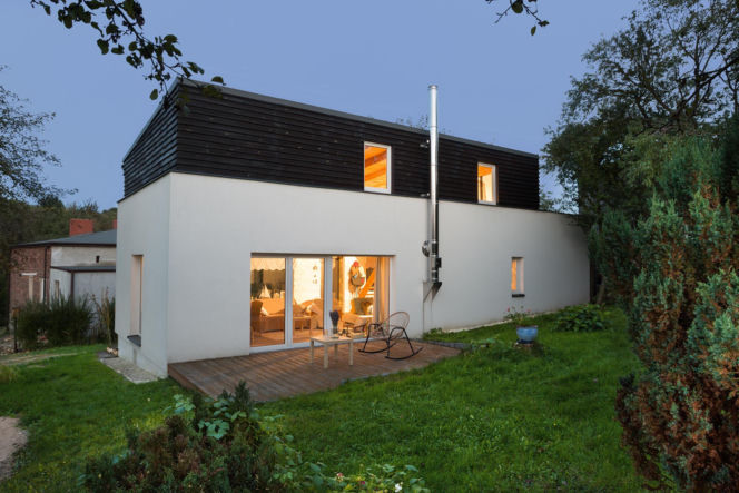 Przemiana starej ślusarni w klimatyczny dom