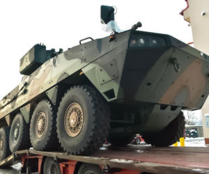 Kolejne partie nowego sprzętu. Brygada Strzelców Podhalańskich odebrała nowe KTO Rosomak z ZSSW-30