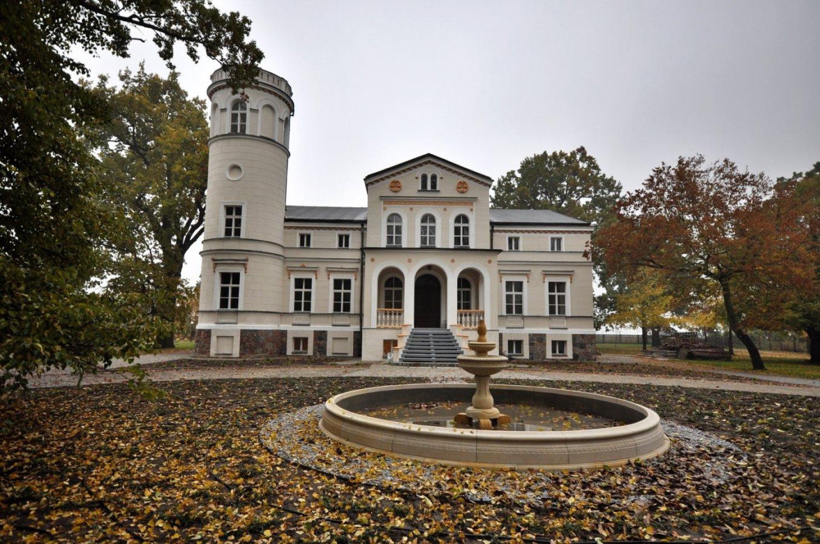 Pałac w Dobramyśli