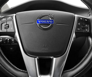 Volvo V60 Plug-in Hybrid Summum AWD