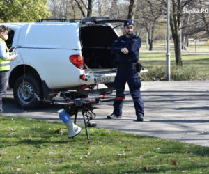 Nowa broń katowickiej policji w walce z nielegalnymi spacerowiczami [ZDJĘCIA]