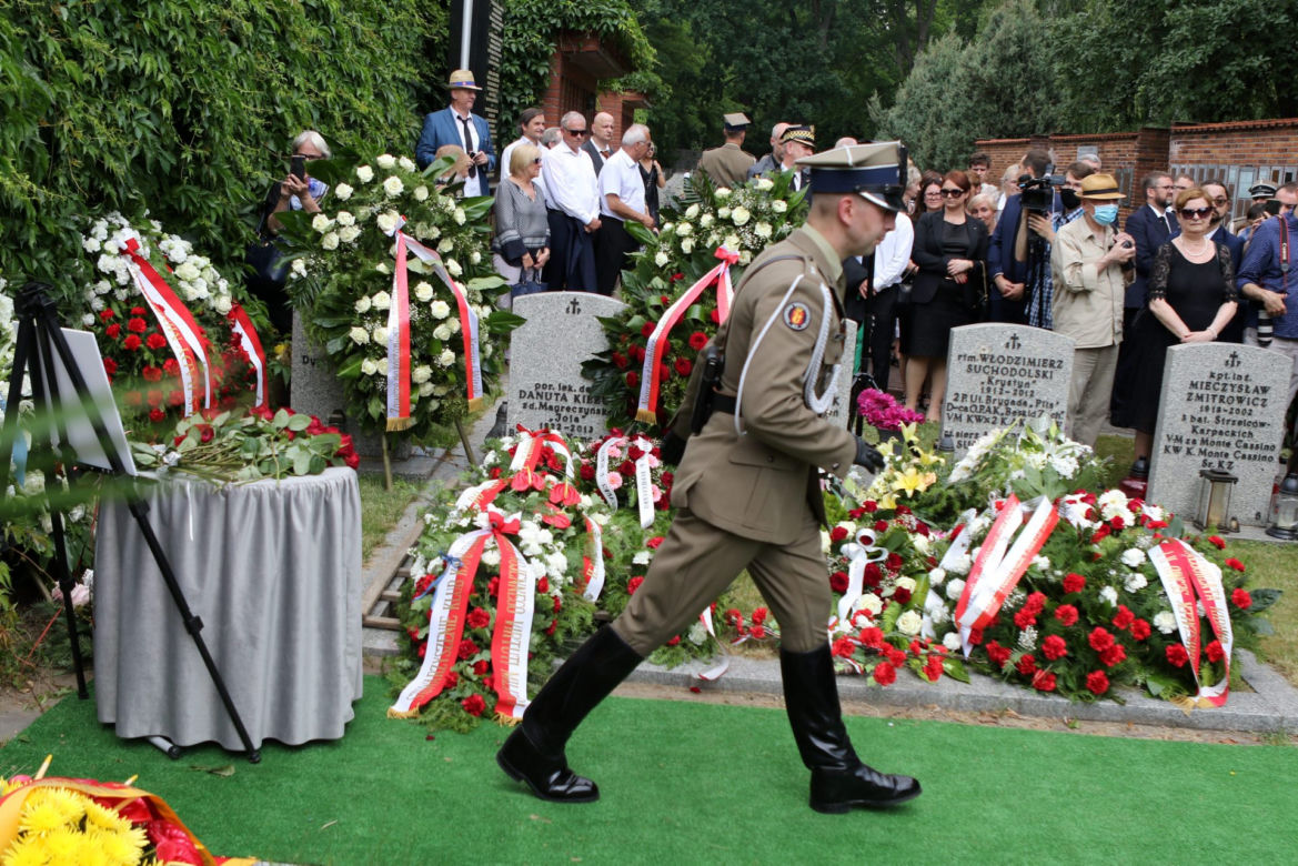 Witold Kieżun spoczął w grobie razem z żoną, która odeszła kilka lat temu