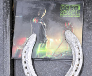 Zip Skład pożegnał Pono symbolami