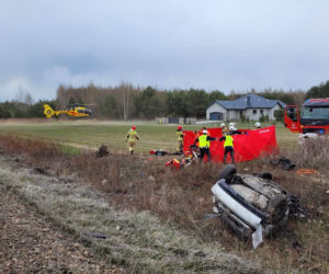 Straszna tragedia na przejeździe kolejowym. Rodzice zginęli, maluszek trafił do szpitala