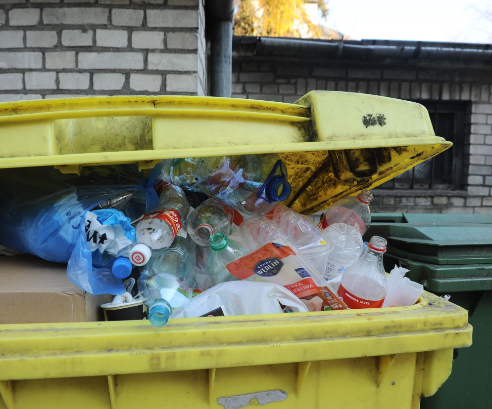 200 milionów wyrzucone na śmieci