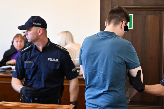 Zatłukł seniora tłuczkiem do mięsa, bo chciał zaimponować kochance. Mordercze trio usłyszało wyroki