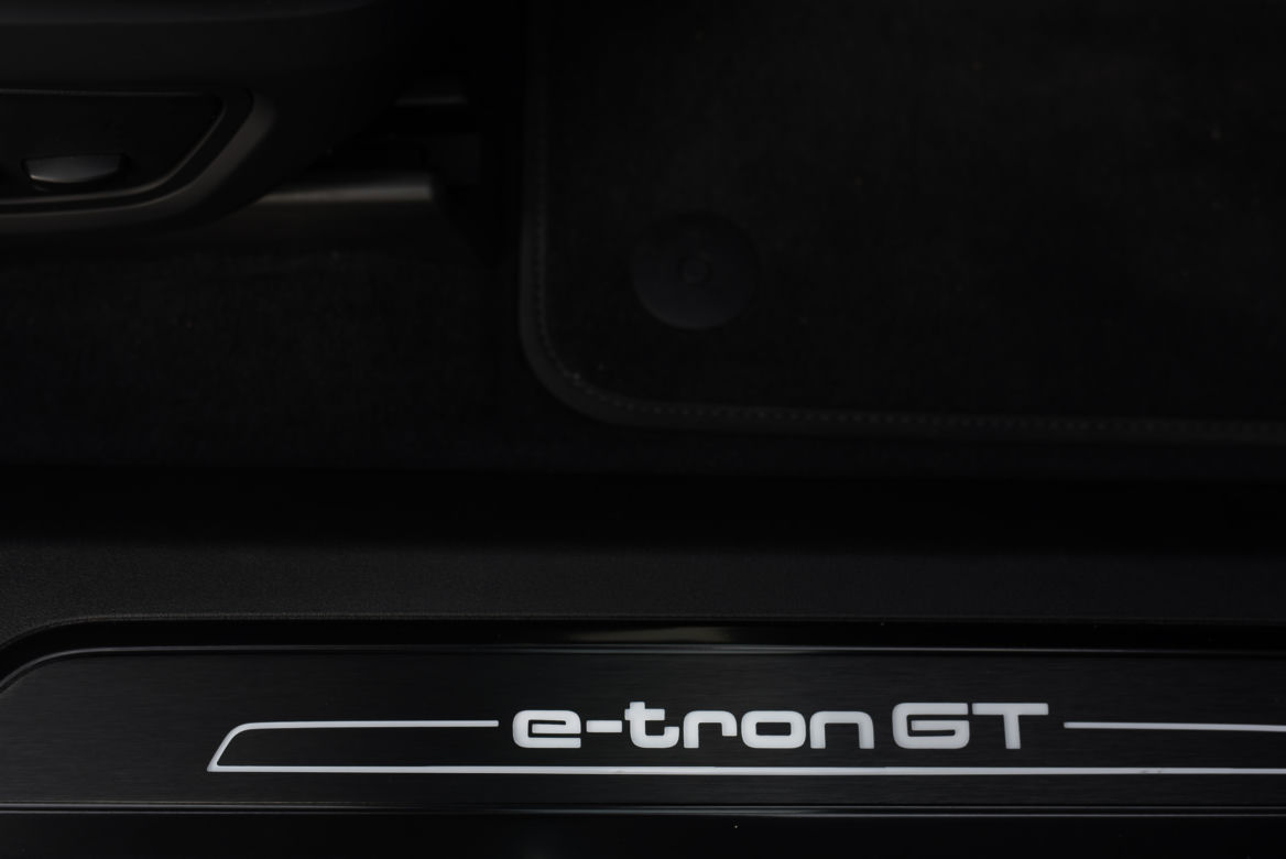Audi e-tron GT quattro