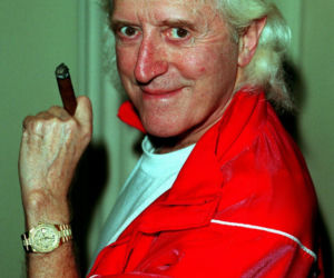 Spalili dom Jimmy'ego Savile'a! Żądają wyburzenia