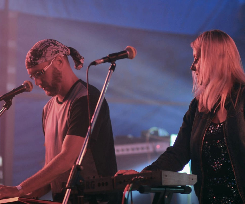 Oświęcimski synthpopowy duet ULTRASONIC poniósł Karę - nowy teledysk