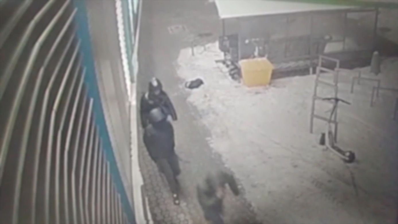Brutalny atak na Targówku. Ranili 16-latka maczetą! Wstrząsające nagranie!