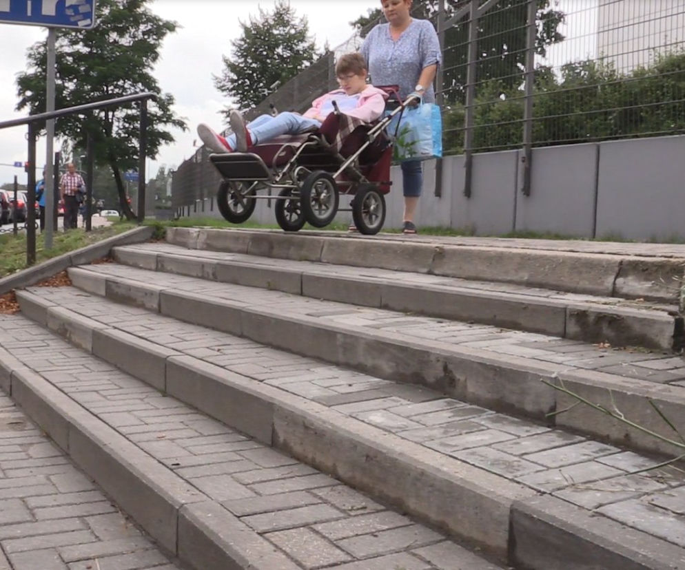 Budowlańcy znów zaskakują. Zobaczcie te schody [WIDEO]