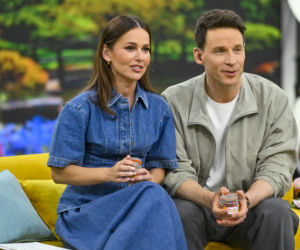 Total look rodem z lat 80. wraca do łask. Zobacz, jak noszą go Paulina Sykut-Jeżyna i Katarzyna Sokołowska