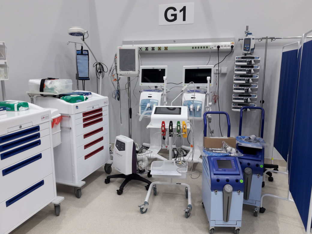 Szpital tymczasowy w CWK - aparatura
