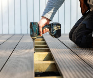 Budowa tarasu drewnianego