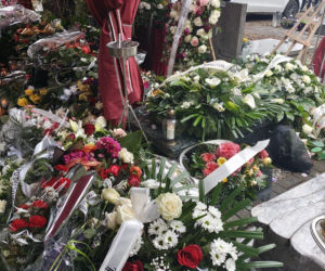 Magdalena Majtyka żegnana przez bliskich. Wzruszające napisy na wieńcach mówią wiele