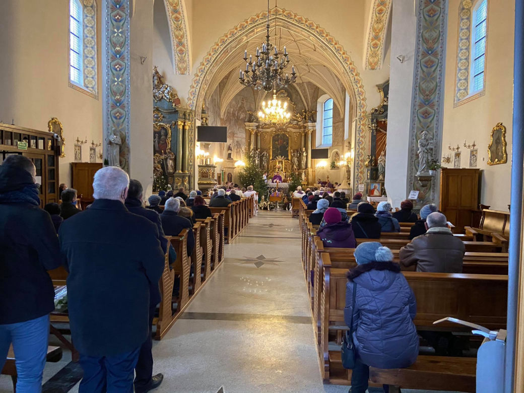 Kościelny pogrzeb księdza, który popełnił samobójstwo