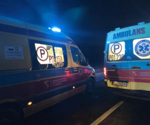 Tragiczne dachowanie na prostej drodze. 18-letni pasażer zginął na miejscu [ZDJĘCIA]