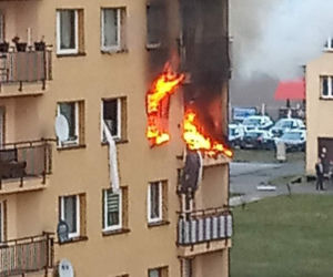 Wybuch gazu w bloku w Zabrzu. Mężczyzna wyleciał przez okno