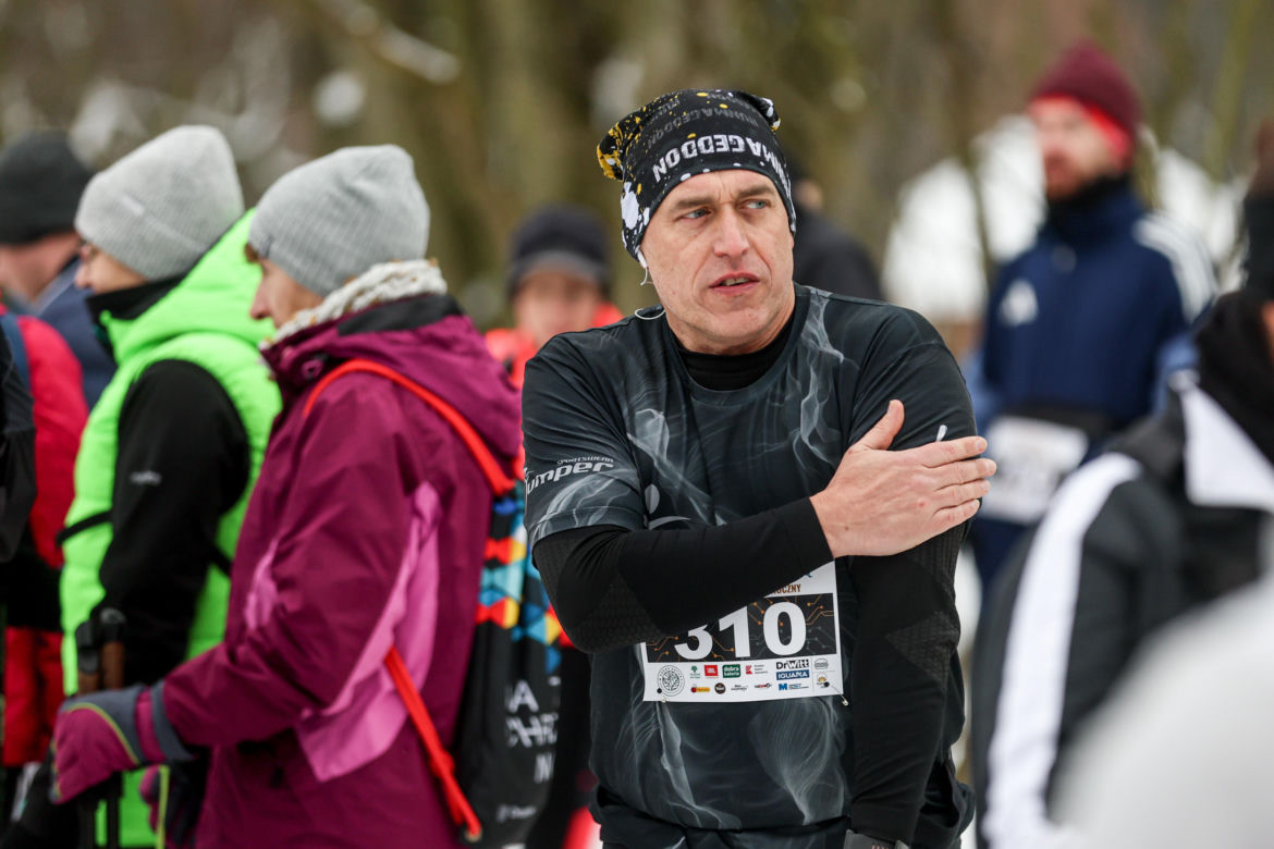 Wystrzał startera zamiast szampana. Tłumy powitały Nowy Rok na XX Śląskim Maratonie Noworocznym Cyborg