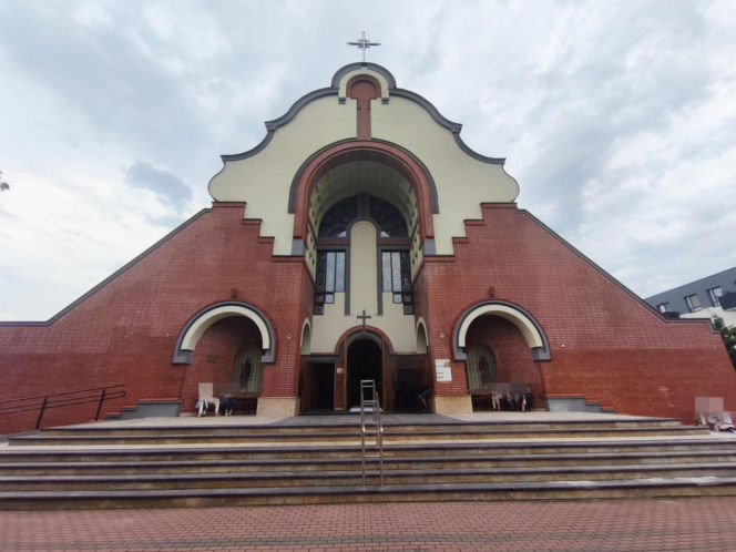Tak wygląda kościół, w którym ślub bierze Brzozowski