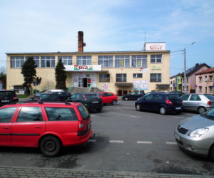 To jedno z najstarszych miast w województwie łódzkim. Zachwyca nietuzinkowym rynkiem