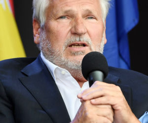 Aleksander Kwaśniewski dorobi w filmie