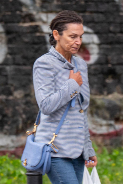 Olga Bończyk na czerwonym świetle