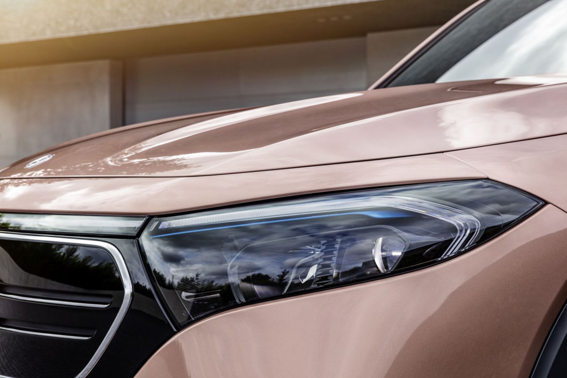 Mercedes EQB (2022)