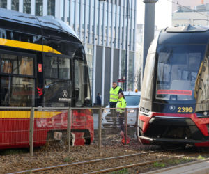 Wykolejenie tramwaju w centrum Łodzi. Są ranni